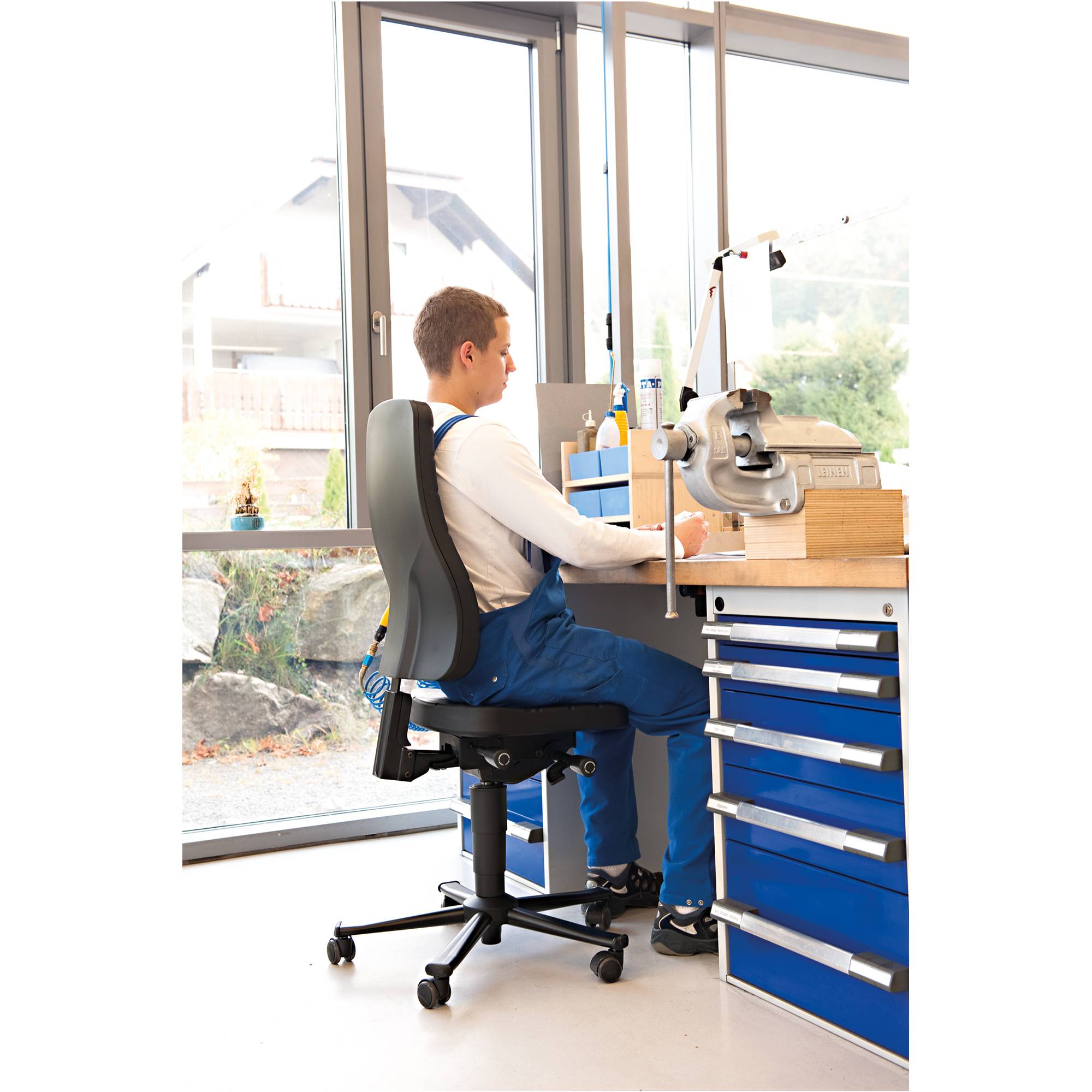 Arbeitsdrehstuhl Highline 2 All-in-One schwarz-1