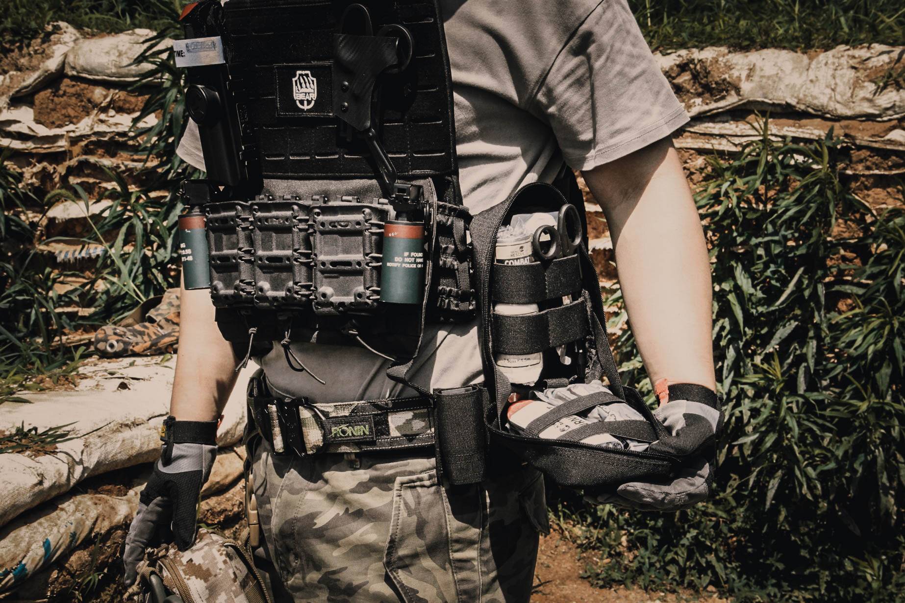 Military IFAK Trauma Kit "IFAK3" Pouche Molle Tactical Medical Pouch (9 teilig)-4