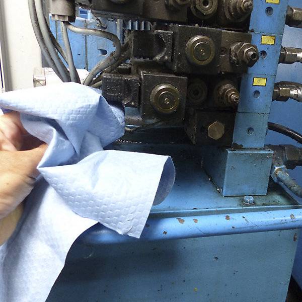 Wischtuchrolle BxL 320 mm x 1615 m heavy Wabenmuster blau. Emtez GmbH 12387349-1