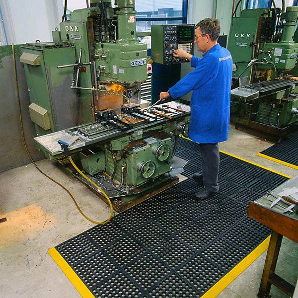 Stecksystem Cushion Ease™ Naturgummi gelocht LxBxH 910 x 910 x 19 mm schwarz. Justrite Safety Group EMEA B.V-1