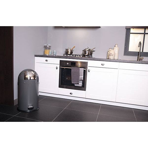 Push-Mülleimer mit Pedal Volumen 33 l HxØ 700 x 350 mm silber. Vepa Bins Groothandel B.V. 17838349-3
