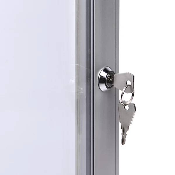 Schaukasten mit Flügeltür Außen-BxHxT 522 x 697 x 33 mm Metallrückwand. TAKKT Industrial & Packaging GmbH-2