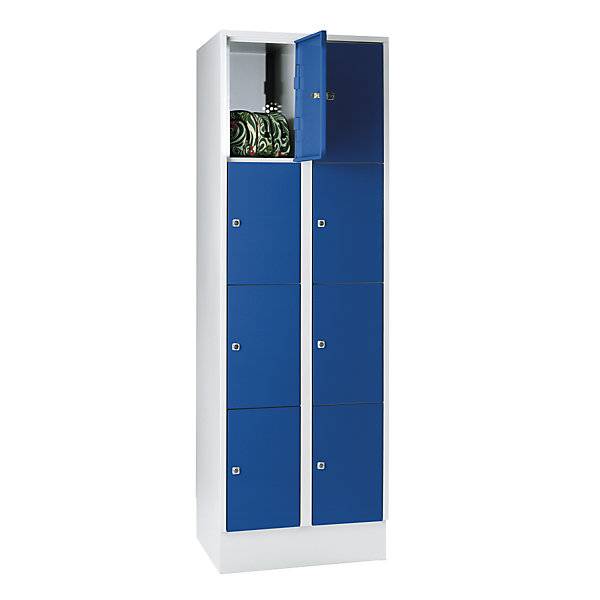 4er-Schließfachschrank München 2 Abteile lichtgrau / enzianblau B 600 mm mit Bodensockel. Eugen Wolf |