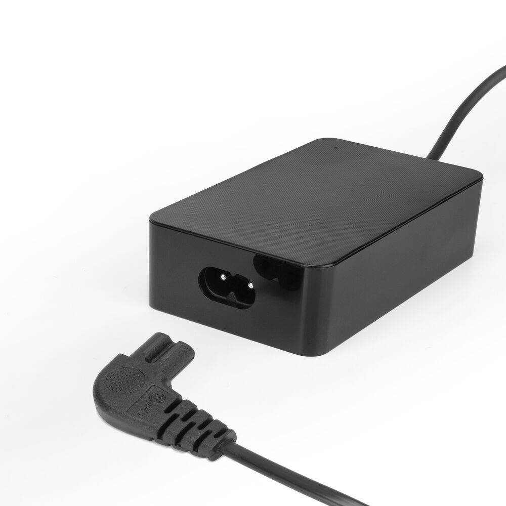 ACT AK5019 230V-Netzkabel Eurostecker/C7-Buchse (gewinkelt links/rechts) - 2 Meter-2