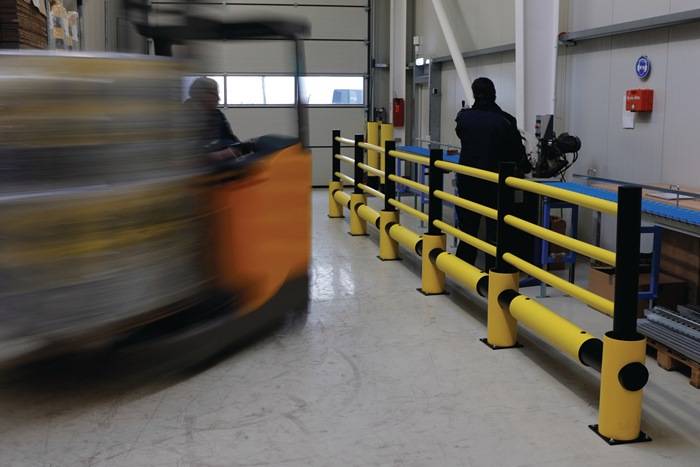 Verkehrsbarriere, Spezialkunststoff, vierzeilig, Endpfosten, Höhe 1200 mm, Breit-0