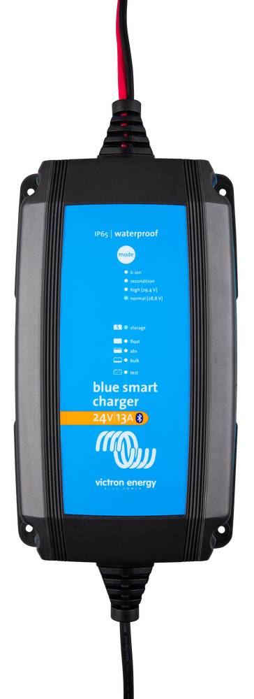 Blue Smart IP65 Charger 24/13(1) 230V CEE 7/16