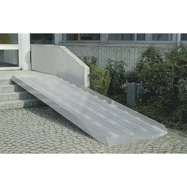 Treppenrampe rutschfest Tragfähigkeit 400 kg LxB 5985 x 1015 mm. Altec GmbH 96904949-1