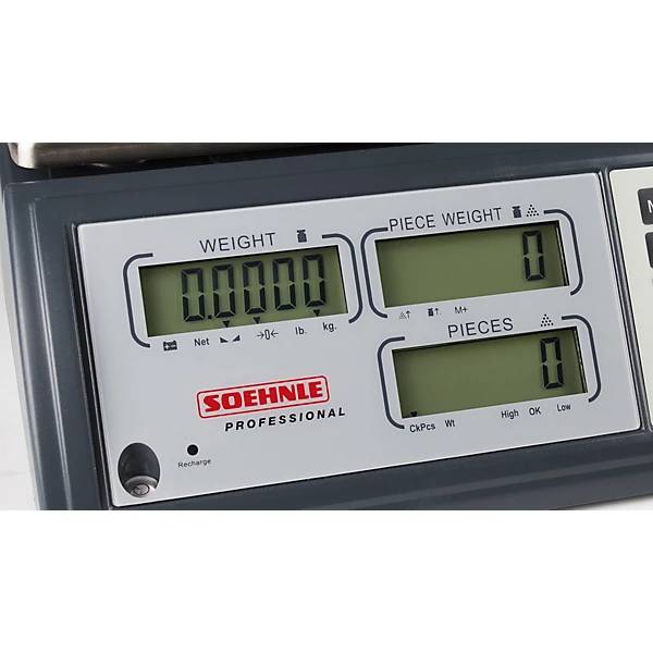 Zählwaage mit drei Anzeigefeldern Wägebereich bis 6 kg Ablesbarkeit 02 g Wägeplatte 360 x 240 mm. Soehnle-1