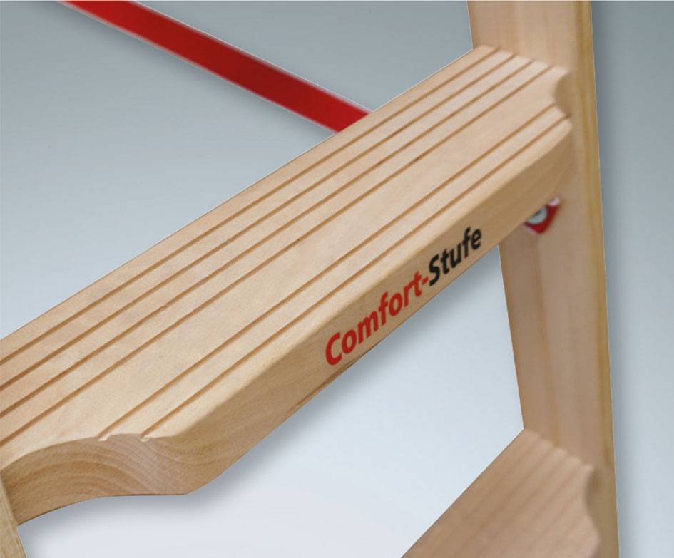 Holz-Stehleiter mit Komfort-Stufen beidseitig begehbar 2 x 4 Stufen. Euroline GmbH Friedrich Schlichte 58960649-2