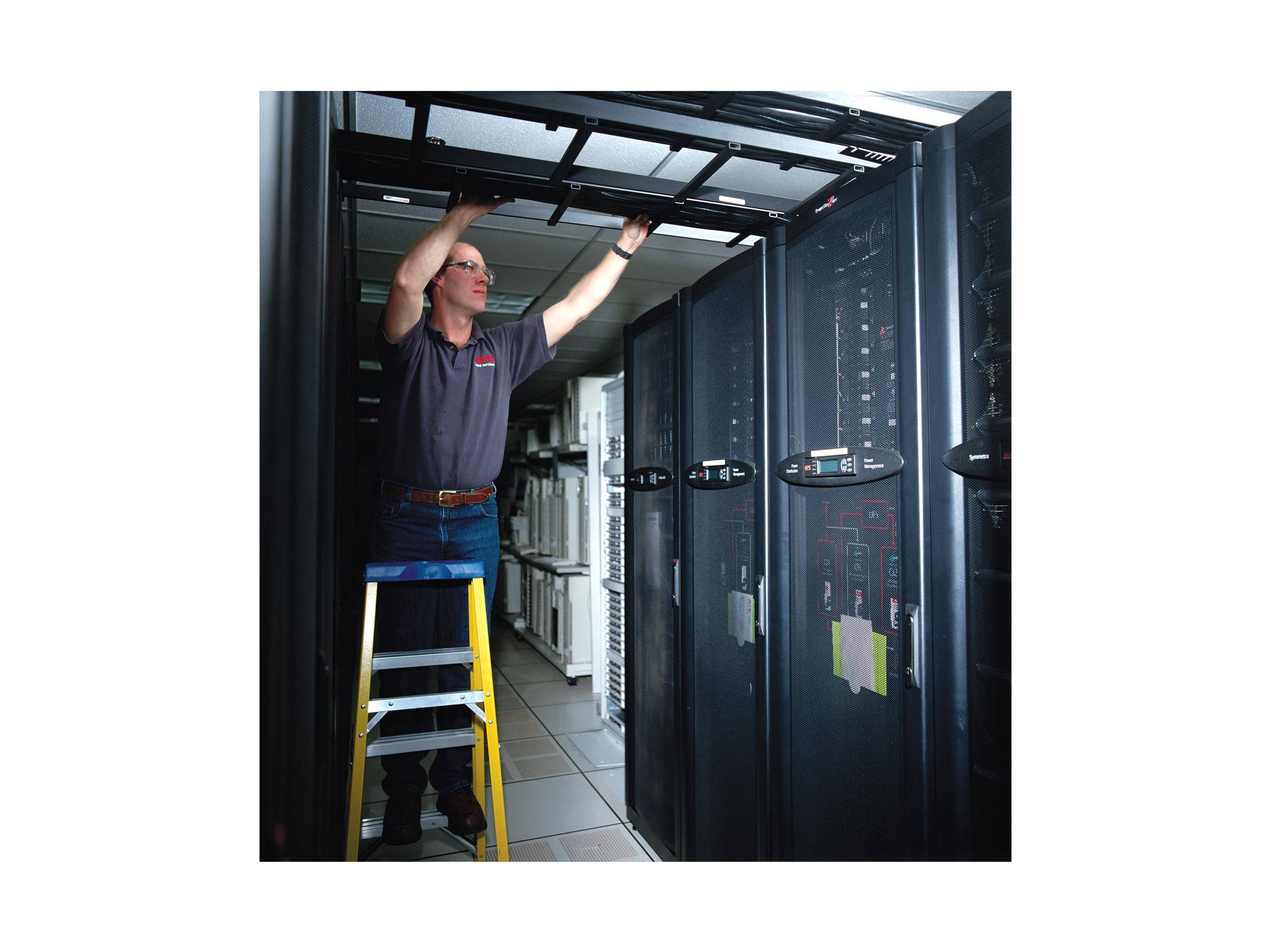 APC Schneider Electric Critical Power & Cooling Services UPS & PDU Onsite-0