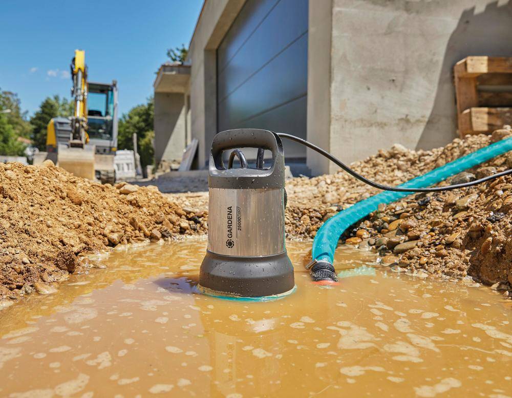 GARDENA Schmutzwasser-Tauchpumpe 25000-1