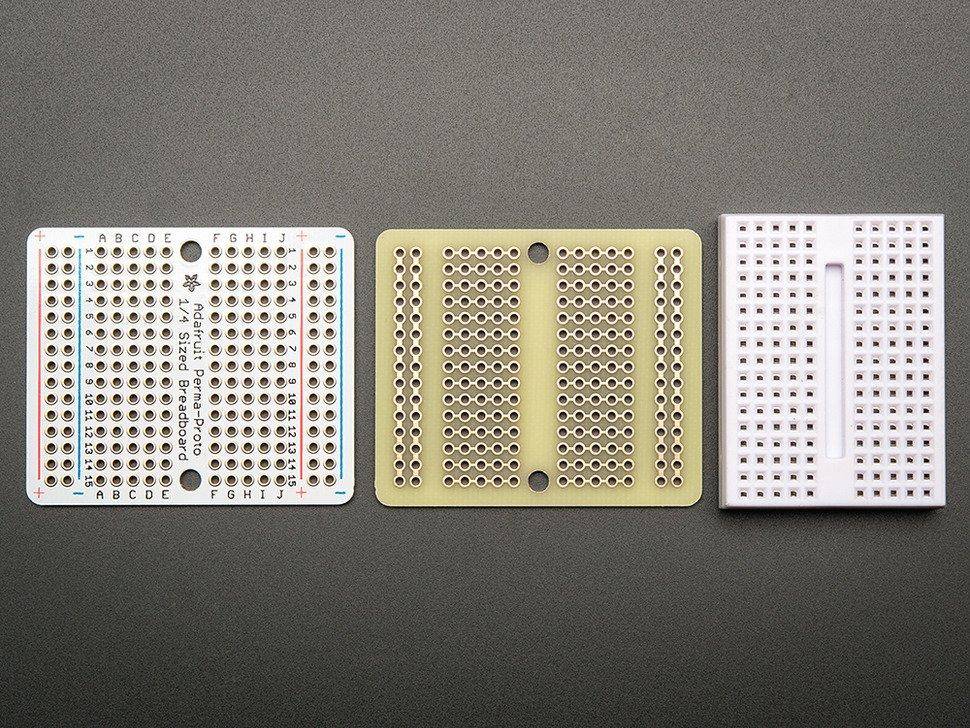 Adafruit Steckbrett, Mehrzweck Beschichtetes Durchgangsloch (PTH) 5-Loch-Pad (beidseitig) 589-3