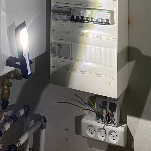 LED-Akkuhandleuchte MINI MAG PRO 3,7 V 1200 mAh Li-Ion 20/200 lm-1