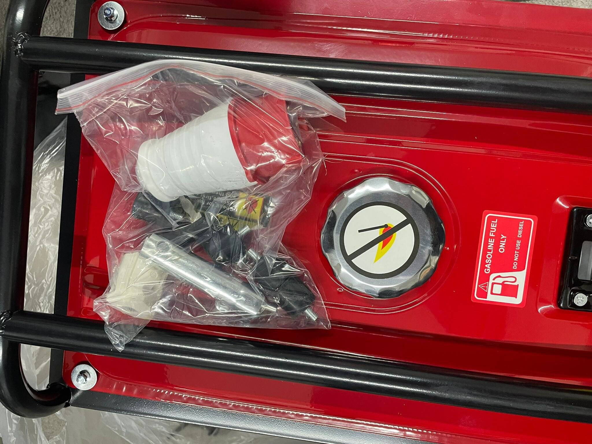 Symbolbild für Walter Stahl Benzin Stromgenerator Notstromgenerator PT8500W Starkstrom, 3x Schuko