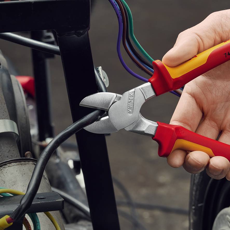 KNIPEX 74 06 200 SB Kraft-Seitenschneider isoliert mit Mehrkomponenten-Hüllen, VDE-geprüft verchromt 200 mm-1