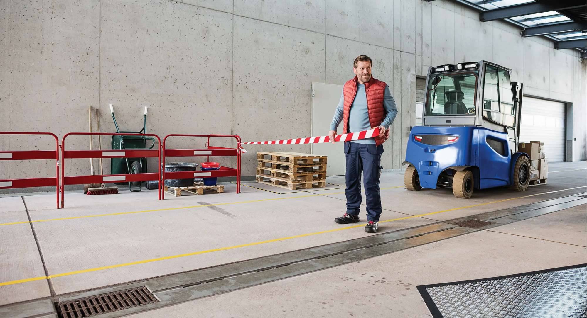 tesa 4169 Bodenmarkierung, 33 m x 50 mm, gelb-1