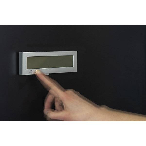 Go2 Türschild Frei/Belegt digital mehrsprachig selbstklebend. Moedel GmbH | Schilderfabrikation 68639149-3
