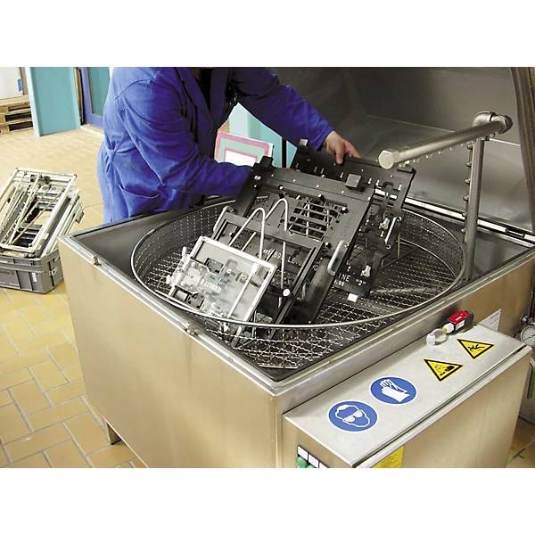 Teilewaschmaschine aus Edelstahl mit Hochdruckspritzsystem. Bio Circle Surface Technology GmbH 68089049-1