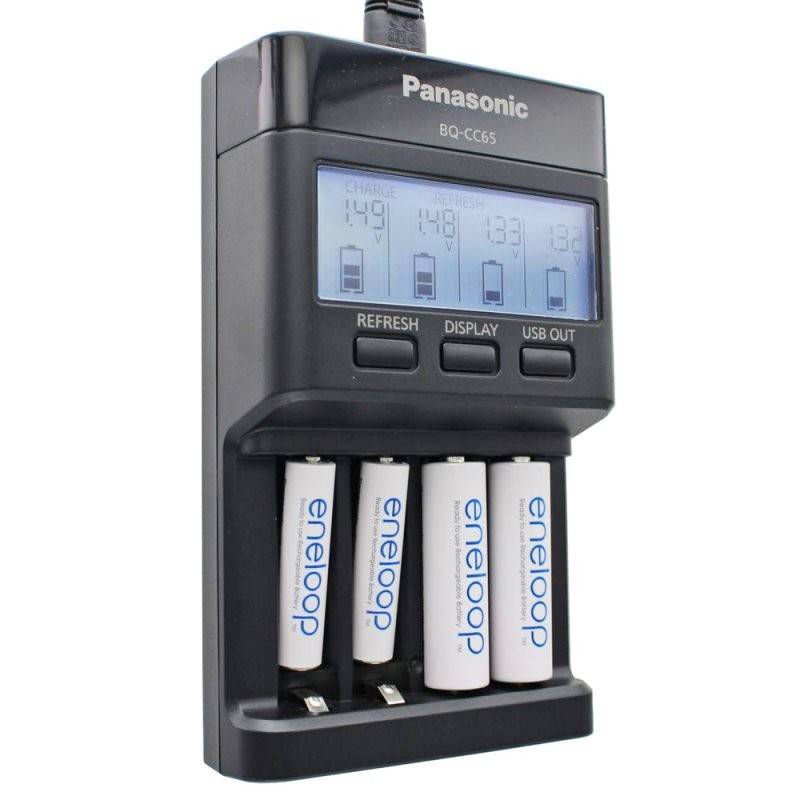 Panasonic eneloop Pro Top-Ladegerät BQ-CC65 inkl. LCD-Display und AccuCell Akkubox Blue-3