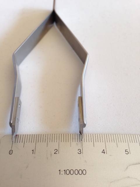 Bergeon 7825 Zange für Stege von Metallbandschließen, Federsteg-Kornzange, Edelstahl-3