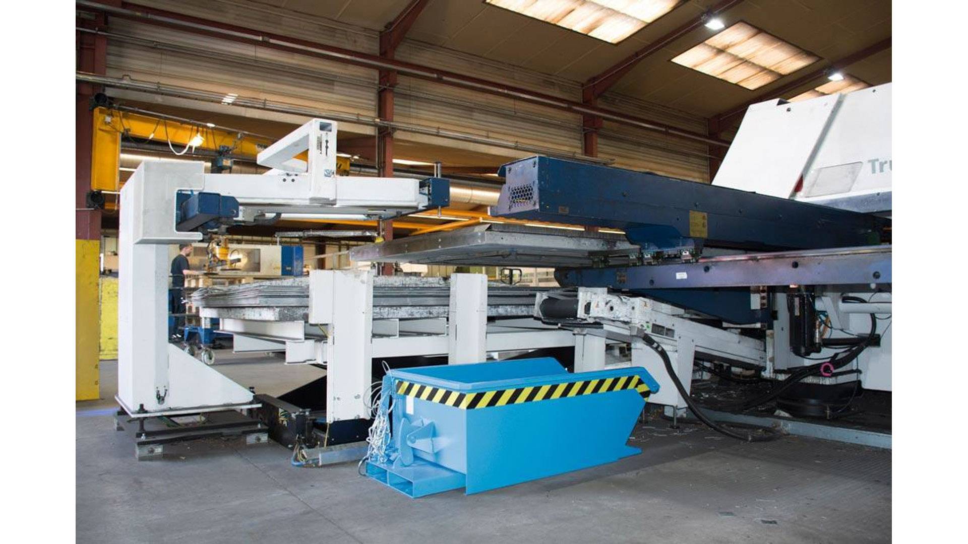 Kippmulde, Kippbehälter - niedrig - Volumen 270 l - Tragkraft 1.000 kg - 450 x 780 x 1.385 mm (HxBxT) - mausgrau-1