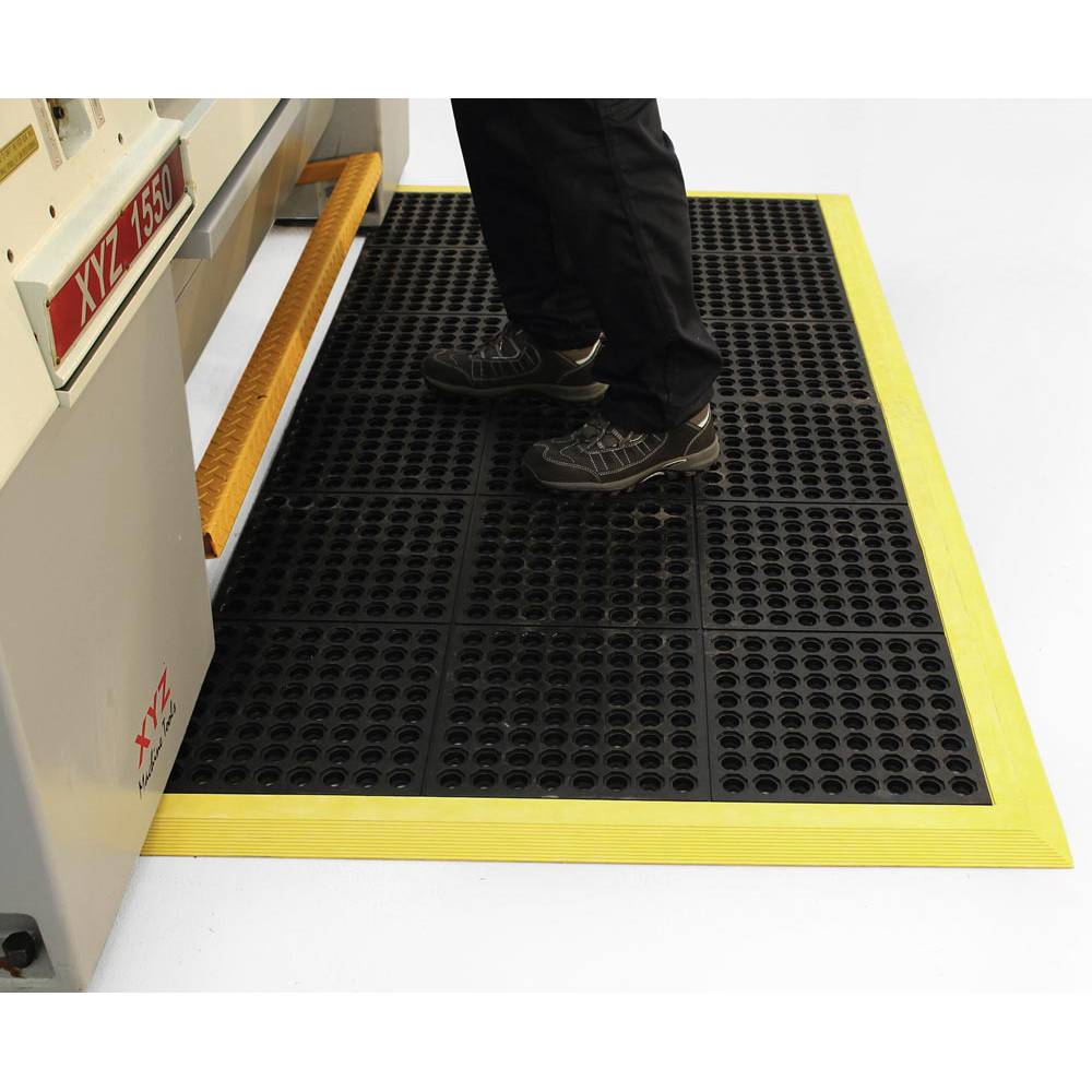 Arbeitsplatzmatte im Stecksystem, BxT 900x900 mm, Naturgummi, R 10, Stärke 19 mm, schwarz-0