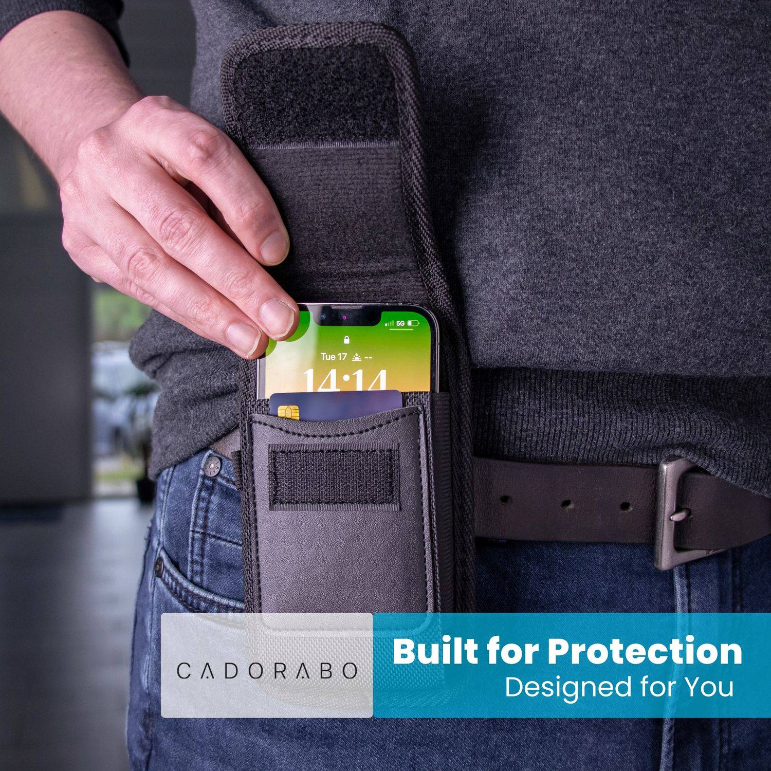 Cadorabo Handytasche mit Gürtelclip kompatibel mit Apple iPhone 7 / 7S / 8 / SE 2020 Hülle in Schwarz - Schutzhülle mit-4