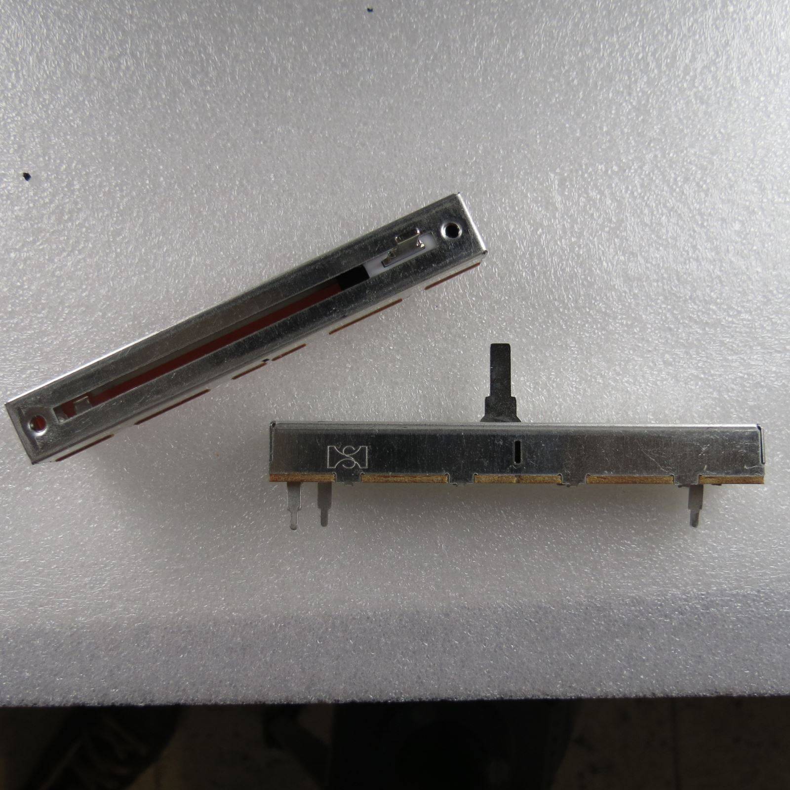 Schiebe Potentiometer 1k ohm Poti Linear Mono 500mW Metall Slider Crossfader-0