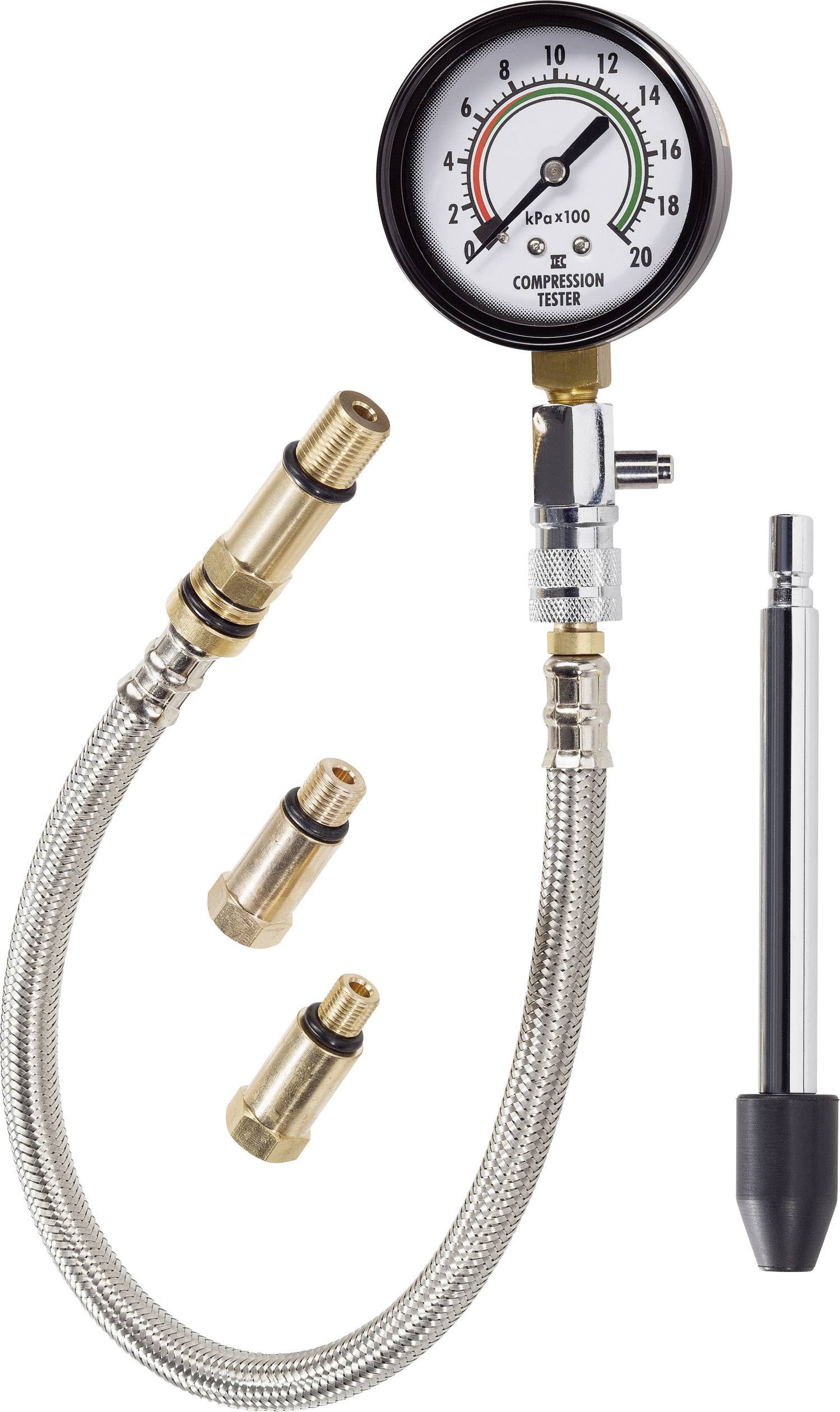 Ein Kompressionstester-Set mit Manometer, flexibler Schlauchleitung und austauschbaren Adaptern zur Messung des Zylinderdrucks.