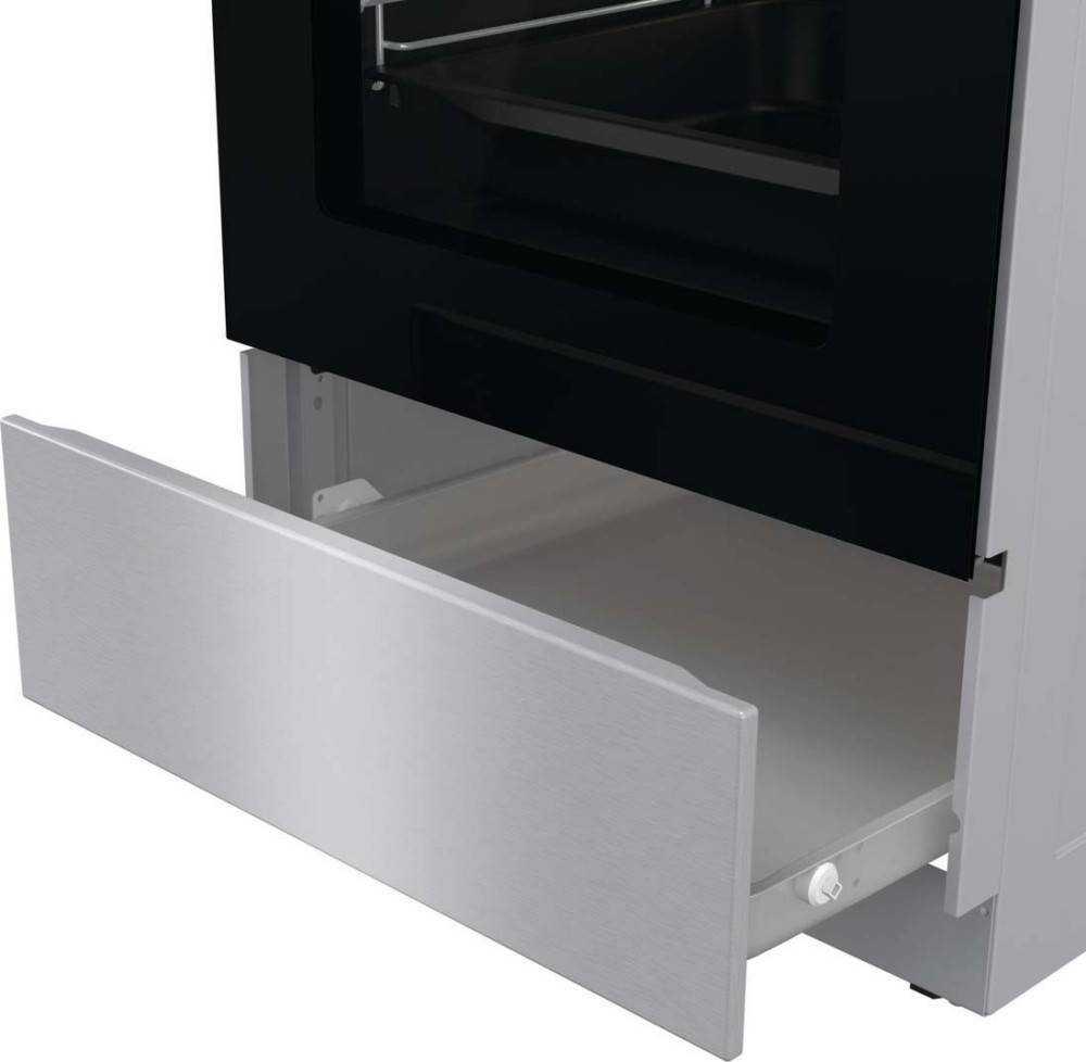 Gorenje Elektroherd Heissluft,70L GECS5C70XPA-4