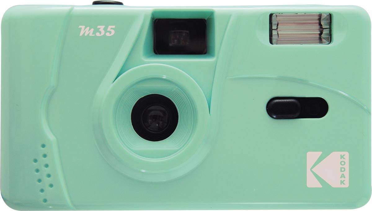 M35, compact film camera, 35 mm, 200 - 400, China, 31 mm, 1-1-0
