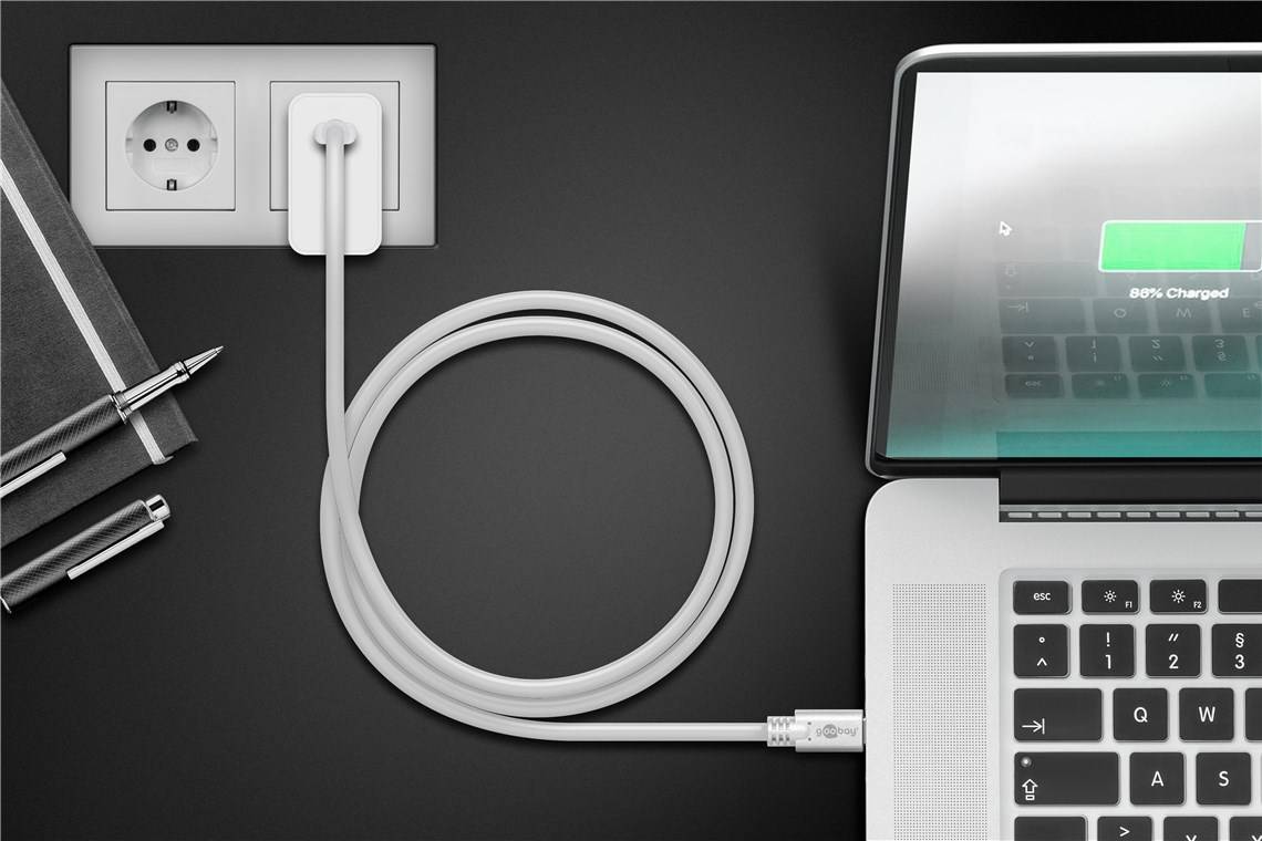 Goobay 67193 USB C auf USB C 3.2 Gen. 1 Ladekabel 60W Handy Kabel Handyladekabel 5 Gbit/s Schnellladekabel Weiß 0,5m-2