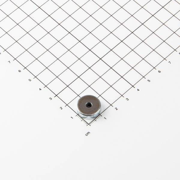 Ferrit Flachgreifer Ø16x4,5mm mit konischer Senkung