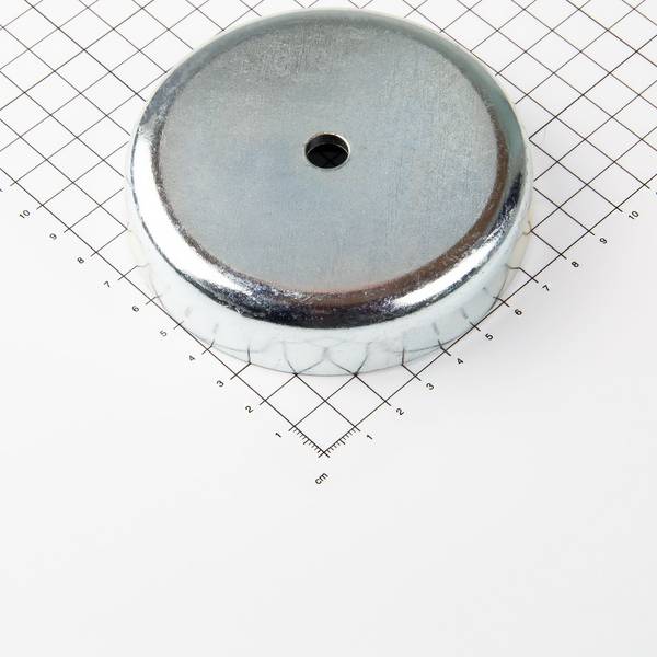 Ferrit Flachgreifer Ø100x22mm mit zylindrischer Senkung