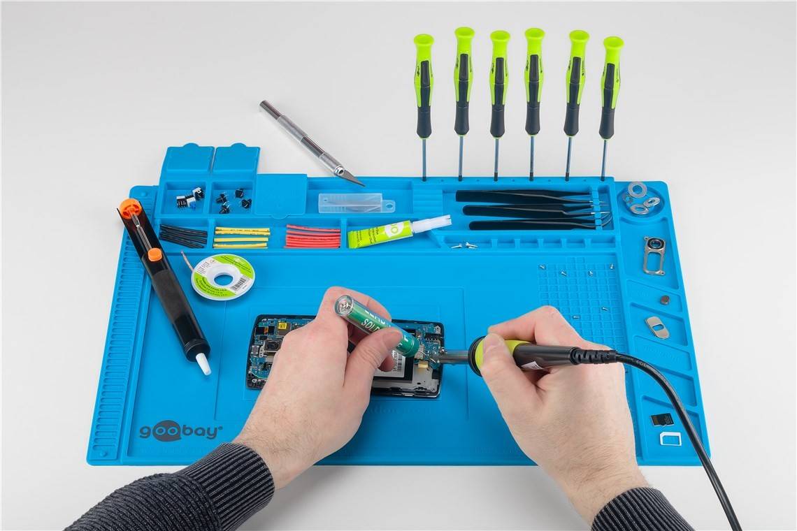 Silikon-Lötmatte als flexible Arbeitsunterlage für sicheres Löten, Reparieren und Basteln, rutschfest, hitzebeständig...-1