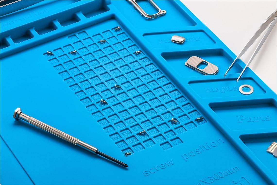 Silikon-Lötmatte als flexible Arbeitsunterlage für sicheres Löten, Reparieren und Basteln, rutschfest, hitzebeständig...-2