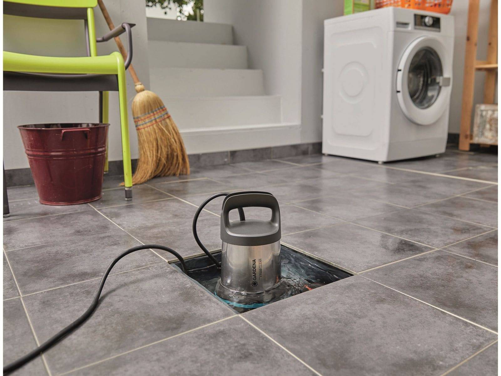 Symbolbild für Gardena 9036-20, Gravity pump, 750 W, AC, 0,9 bar, 17000 l/h, Schwarz, Silber