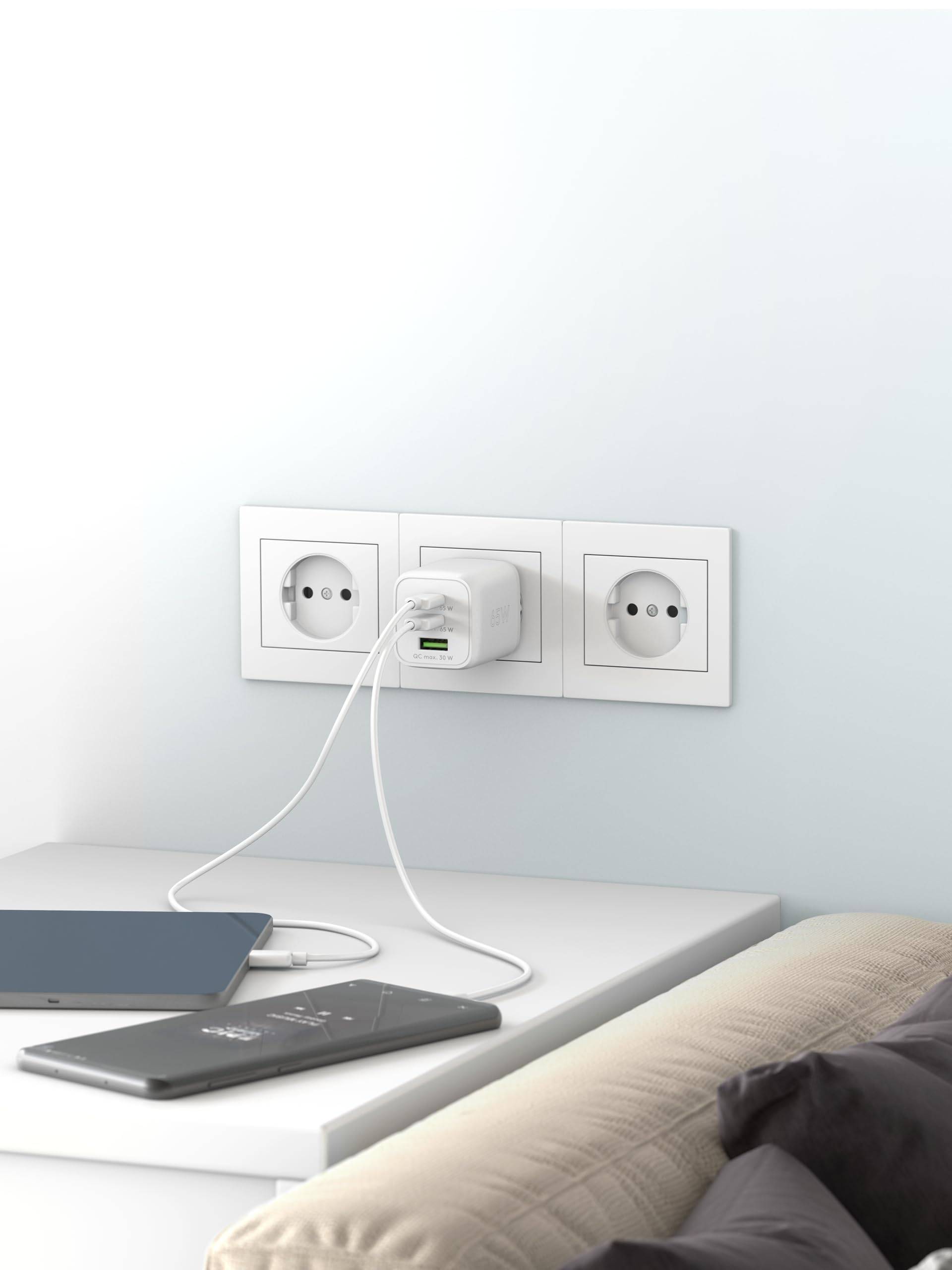 Goobay 64754 Nano USB Netzteil 65W, Power Delivery Charger, 3 Port Universal Ladegerät, USB-C & USB-A Adapter, Weiß-1