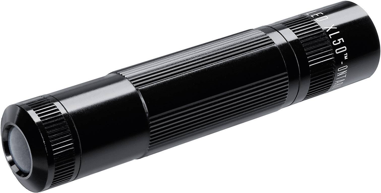 Eine schwarze Taschenlampe mit geriffeltem Griff, liegend in seitlicher Position, zeigt das Markenlogo und Modellnummer auf dem Gehäuse.
