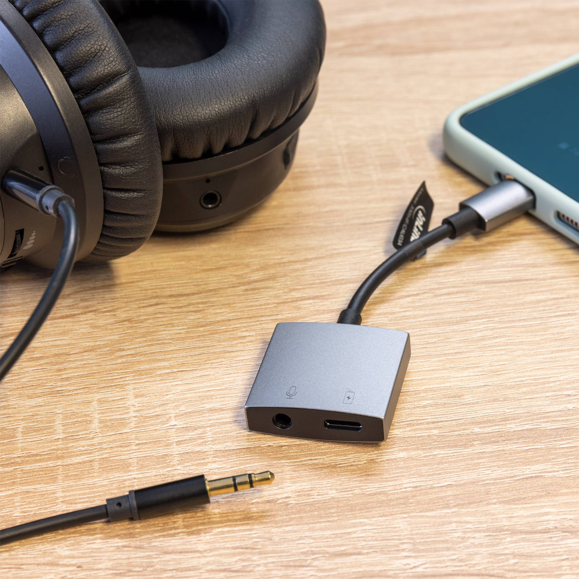 InLine® USB-C Audio Adapter, USB-C zu 3,5mm Buchse + PD 30W-1