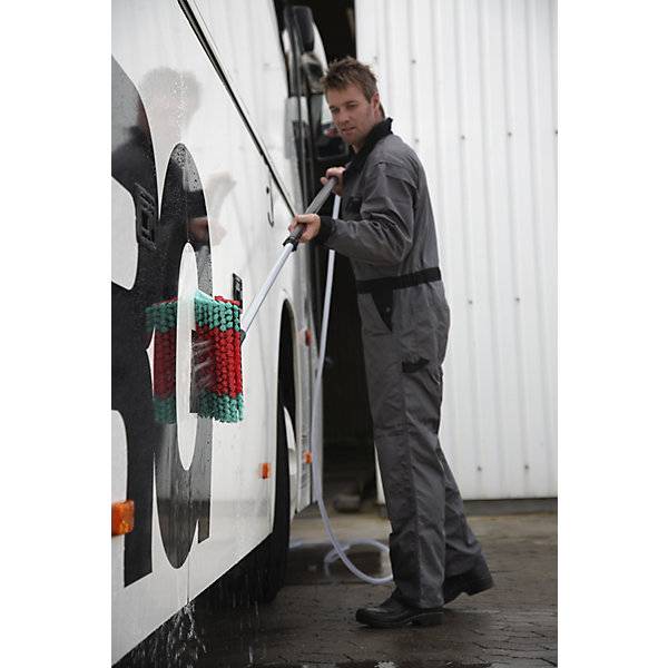 Autowaschbürste High/Low mit Wasserdurchlauf weich schwarz. FINCKE-Hygiene Fachgroßhandel OHG 77578449-2