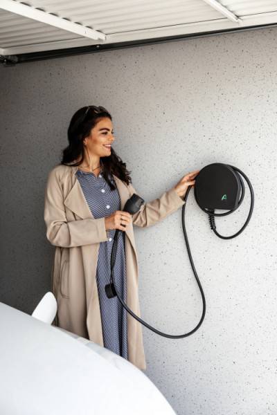 AC Wallbox Mini 1x11 kW mit RFID, Schukosteckdose und 3,5 m Kabel-1