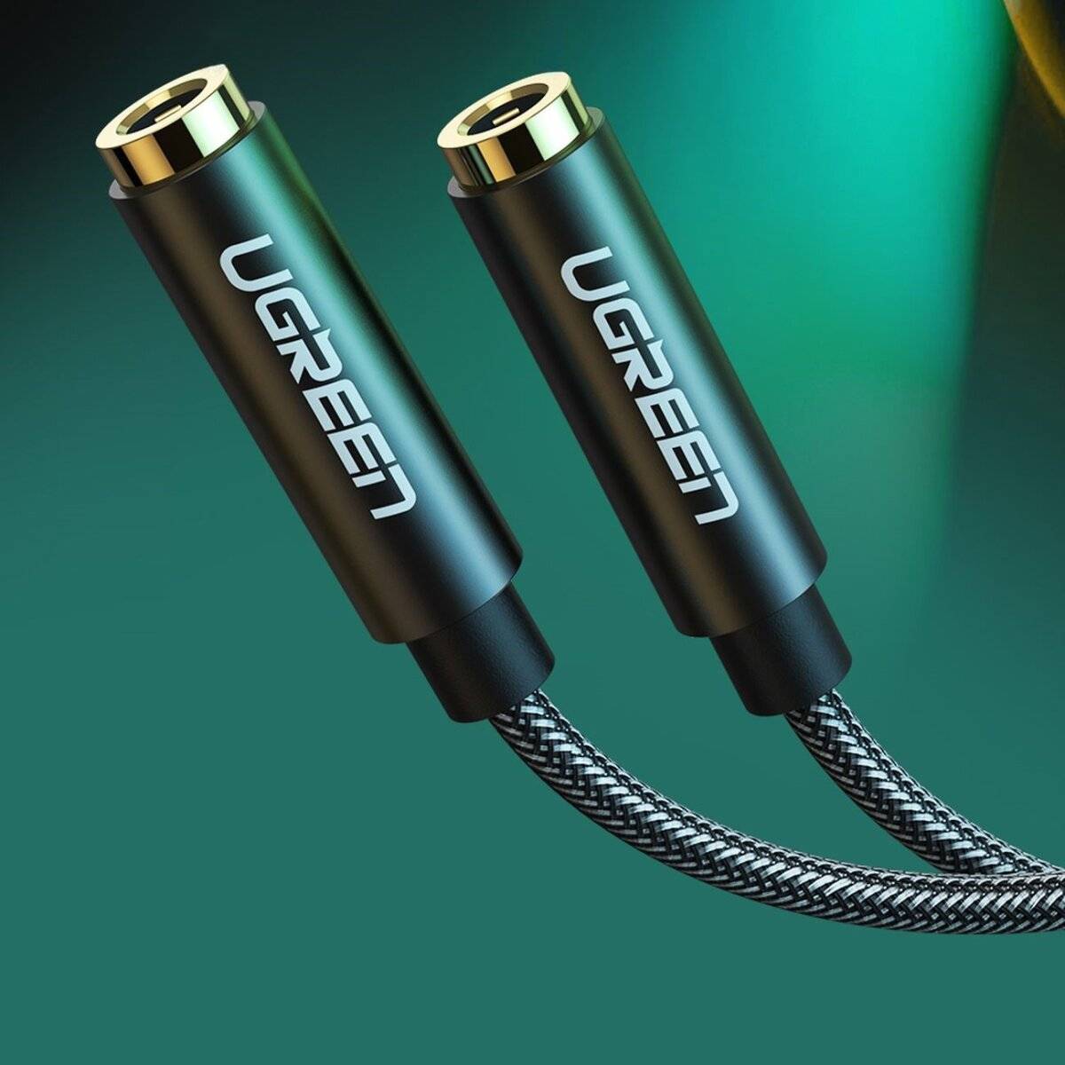 Ugreen AV123 Kopfhörerkabel 3,5 mm Miniklinke (männlich) – 2x 3,5 mm Miniklinke (weiblich) – Schwarz-1