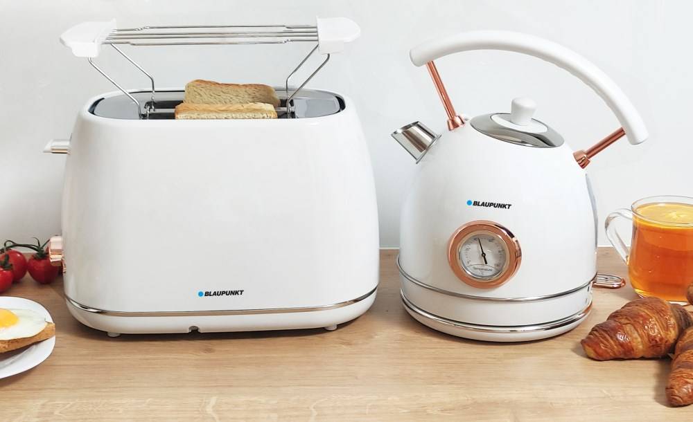 Blaupunkt Electric Kettle EKS802WH, 18L, 3000W, White-2