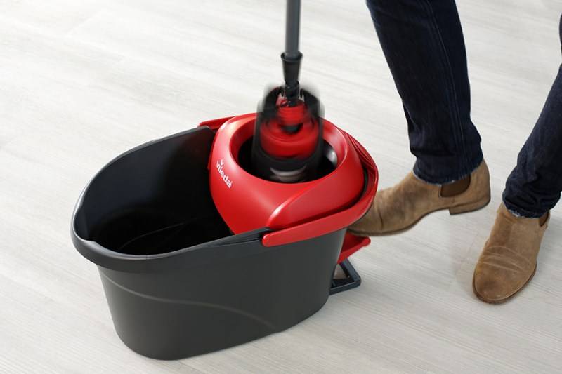 Vileda Ultramat Turbo XL, Laminat, Kacheln, Holz, Trocken&Nass, Mikrofaser, Schwarz, Rot, 420 mm-6