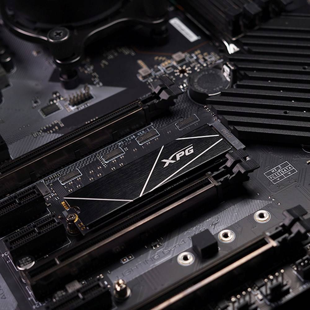 ADATA - XPG GAMMIX S70 Blade - SSD - 1 TB - intern - M.2 2280 - PCIe 4.0 x4 (NVMe)-5