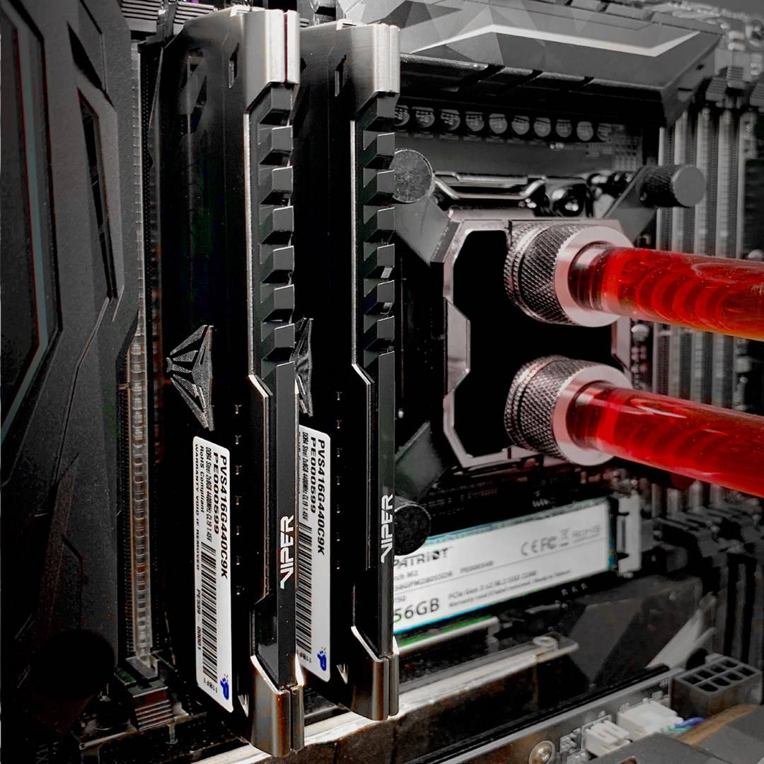 Extreme Performance Viper Steel - DDR4-4