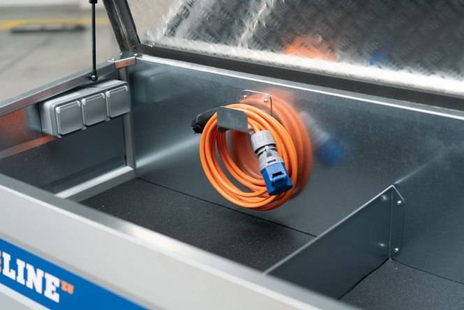 LogicLine Europe Kabelhalter-0