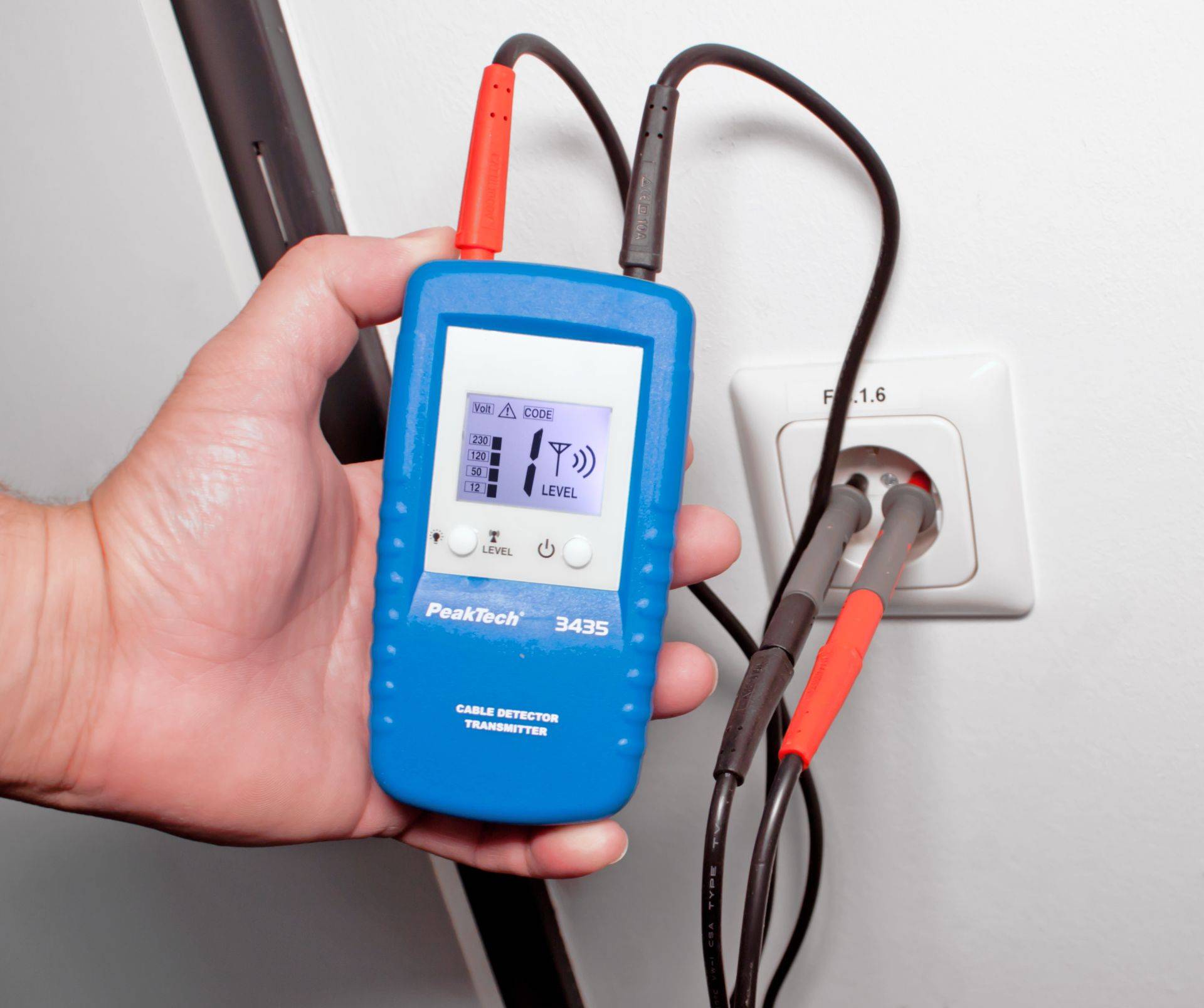 PeakTech P 3435 – Leitungssuchgerät / Stromkreisdetektor mit Sender & Empfänger-3
