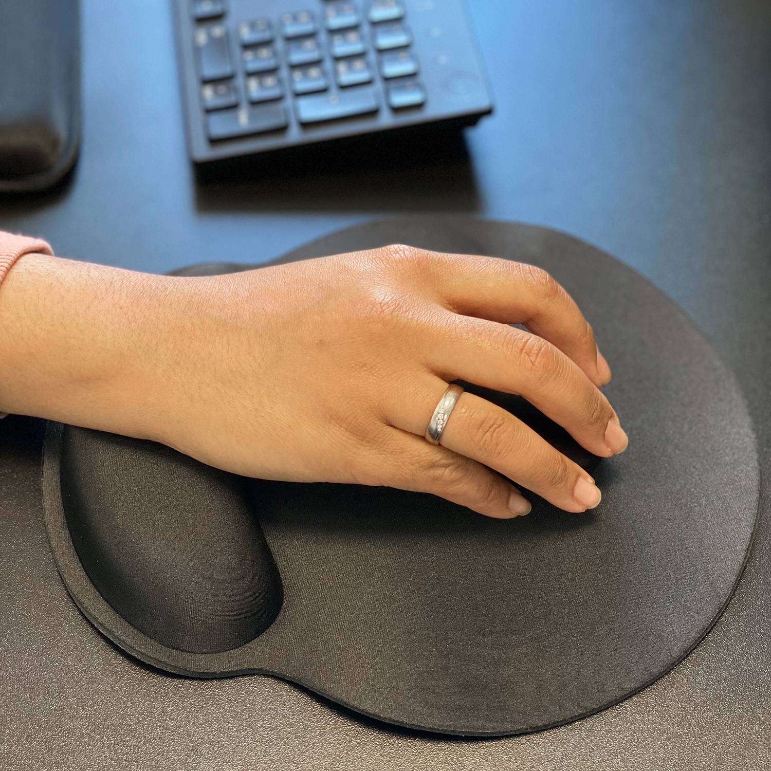 Mauspad und Tastatur Gelenkauflage Rutschfest ergonomisch Unterlage mit Handgelenkstütze aus Naturkautschuk (2-tlg. Set)-4